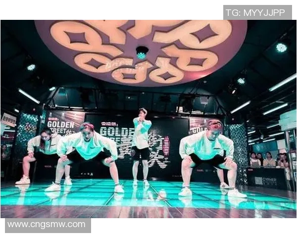 赛后复盘：北京街舞队与重庆街舞队的精彩对决与力量碰撞分析